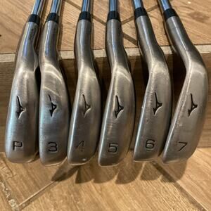 Mizuno MX-200 Y-Tune Irons Set 3-7 & PW Flex Regular, Mizuno Grips